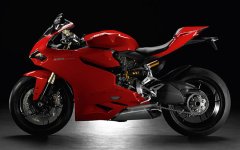 ducati-1199-02-sized.jpg