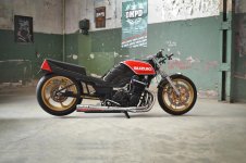 Suzuki-EFE-dragbike.jpg Suzuki-EFE-dragbike.jpg