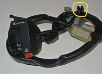 Inkedleft handlebar switch.jpg