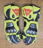 Dainese Full Metal 6 Rossi 11.jpg