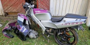 Futura II.jpg Futura II.jpg