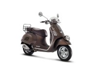 02_Vespa_GTV_Vie_della_Moda.jpg