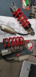 Uusi ja vanha iskari2.jpg